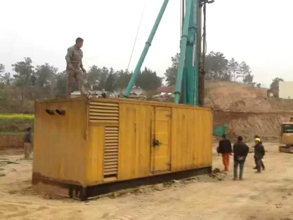 宾川如何判断水冷式机油散热器密封件是否需要更换？