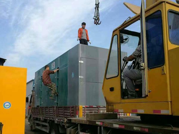 宾川更换水冷式机油散热器密封件的操作流程是怎样的？